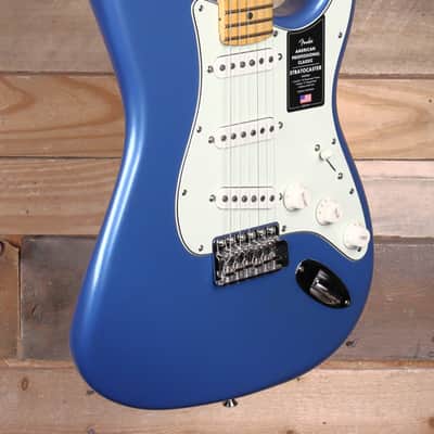 Fender American Professional Classic Stratocaster Faded Lake Placid Blue w/ Gigbag image 2