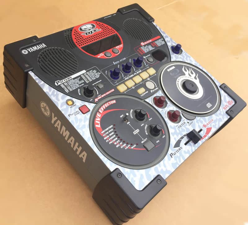 Yamaha DJX IIb/ 2b Rythym Sequencer Synthesizer Scratch Pad Groove