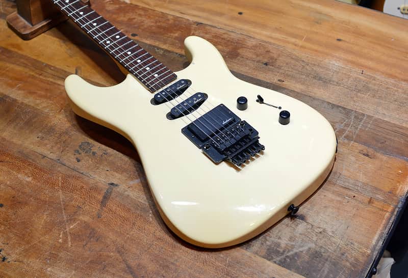 【希少】 Charvel Model 3 シャーベル Charvel Model 3 Pearl White 1993' | Reverb