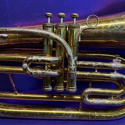 King 1124 Marching Baritone - Lacquer image 3
