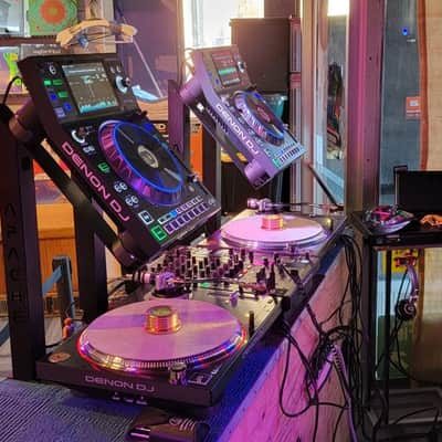 Apache CDJ Stand-Standard (12" wide) Bild 24