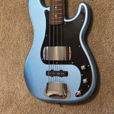 Squier Precision Bass (w/ PJ pickups) image 10