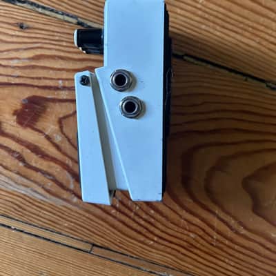 Boss NS-2 Noise Suppressor (Silver Label) 1989 - Present - White image 3