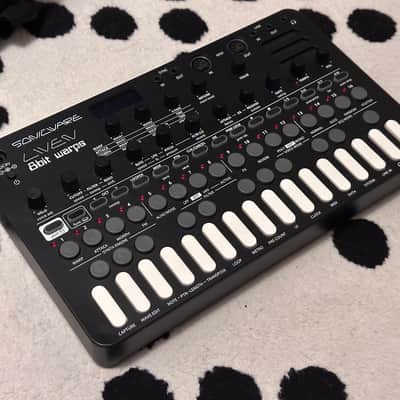 Sonicware Liven 8bit Warps 27-Key Synthesizer Groovebox 2020 - Present - Black image 2