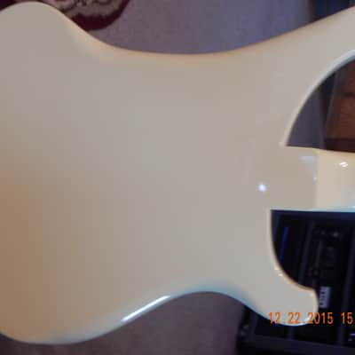 Rickenbacker 4001 cs [ chris squire limited edition] left hand 1996 cream yellow image 4