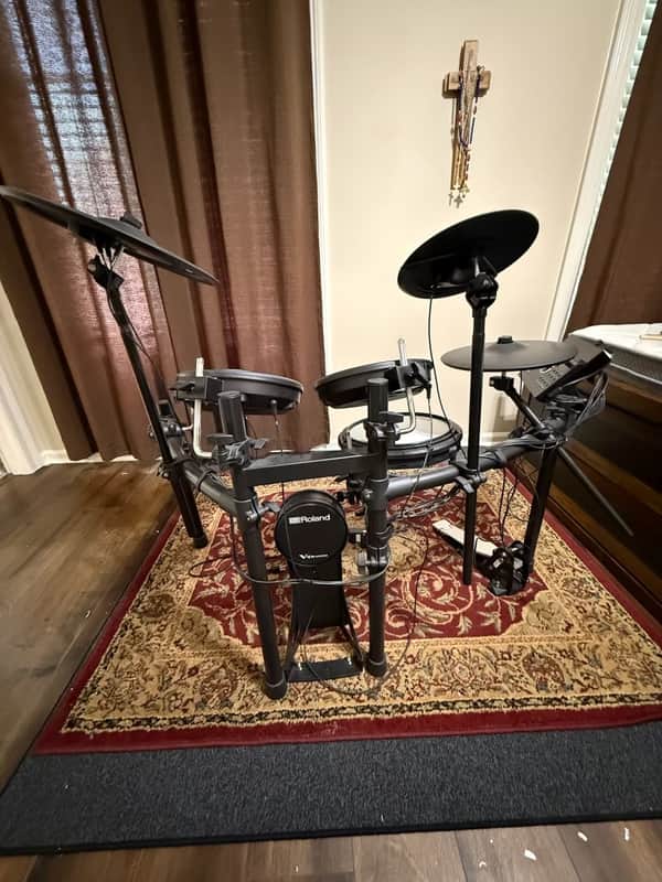 Roland TD-17KV2 gen 2 V-Drum Kit with Mesh Pads 2025- Black image 1