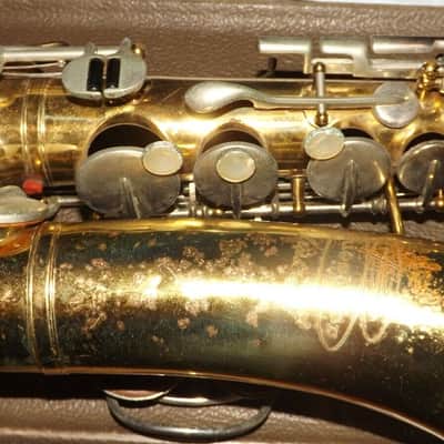 Buescher Alto Saxophone USA w/ case/neck/MP/strap, acceptable condition image 5