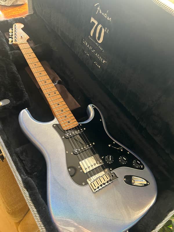 Fender 70th Anniversary Ultra Stratocaster HSS 2024 - Amethyst image 1