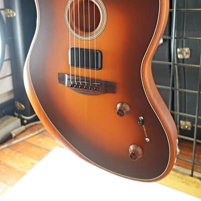 Fender Acoustasonic Player Jazzmaster 2022 - Present - 2-Color Sunburst image 4