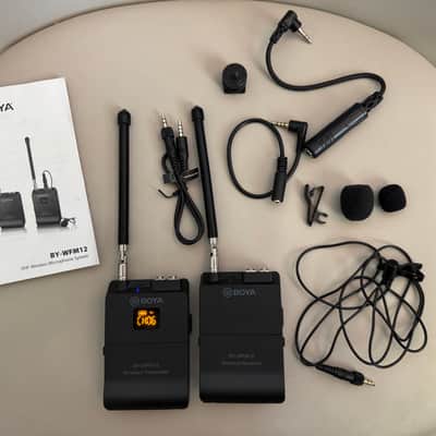 Boya BY-WFM12 VHF Wireless Microphone System imagen 2
