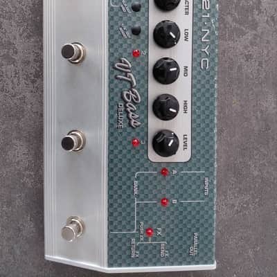 Tech 21 VT Bass Deluxe 2010s - Brushed Aluminum image 4