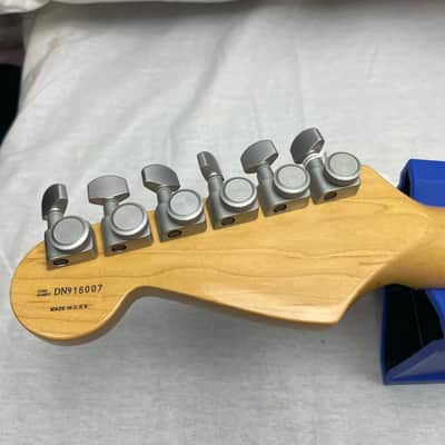 Fender PARTS Stratocaster - 1999 American Deluxe neck on 1983 Dan Smith-era Standard Strat body with Case - Transparent Teal image 15