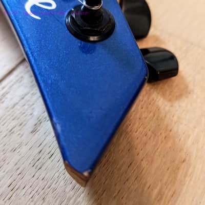 Larrivee RS-4 Kee Marcelo 1988 
Electric Blue image 19