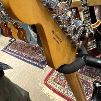 Fender MIM Stratocaster 2024 Sunburst w Hipshot tuners - Mint image 3