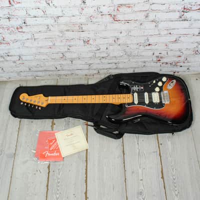 Fender - American Professional Classic Stratocaster - Electric Guitar - HSS - Maple Fingerboard - 3-Color Sunburst - w/ Deluxe Gigbag image 11