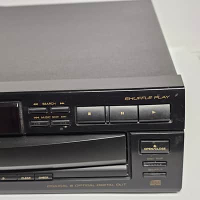 TEAC PD-D2700 5-Disc Compact Disc Player – 2000 – With RCA Cable image 4