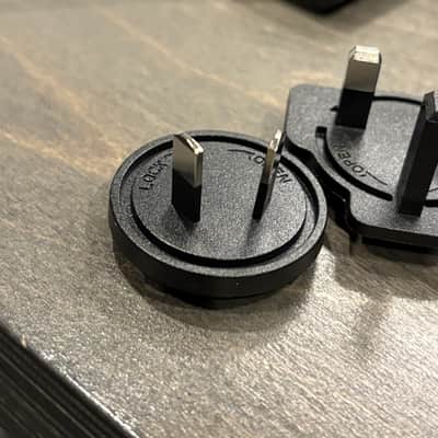 Fractal Audio VP4 AM4 OEM Plug Adapters UK EU AU + MIDI 3.5mm TRS to DIN NEW image 2