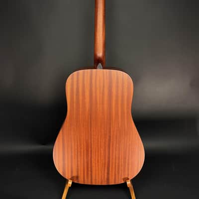 Eastman E1D Acoustic Guitar Color:Natural image 2