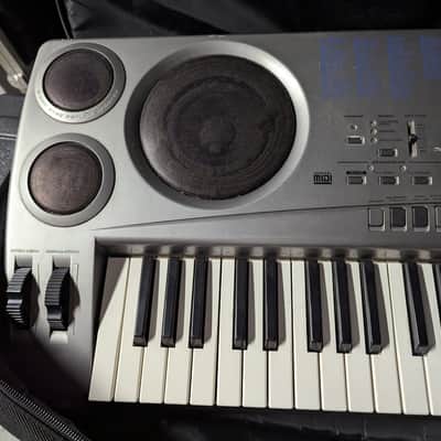 Casio WK-1630 76-Key Workstation Keyboard 2000s - Silver image 4