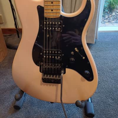 Squier Contemporary Stratocaster HH FR Roasted 2021 - Present - Shell Pink Pearl imagen 4