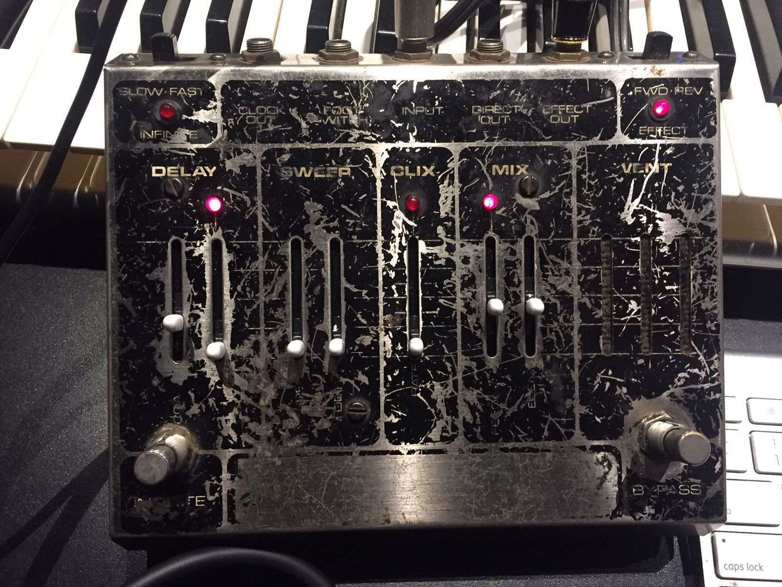 Electro-Harmonix 16 Second Digital Delay | Reverb