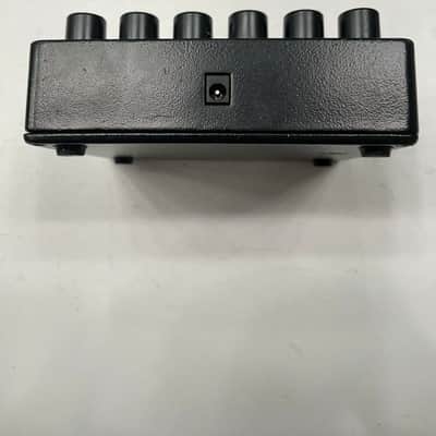 Electro Harmonix Metal Muff With Top Boost Distortion Guitar Effect Pedal image 5