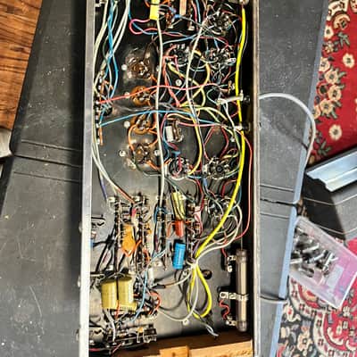 Supro Taurus S6625 Guitar/Bass Amplifier Head 1960s image 17