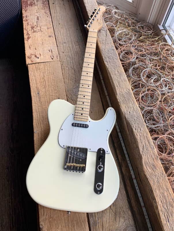 G&L ASAT Classic Vintage White image 1