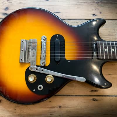 1963 Gibson Melody Maker in Sunburst finish & and soft shell case image 22