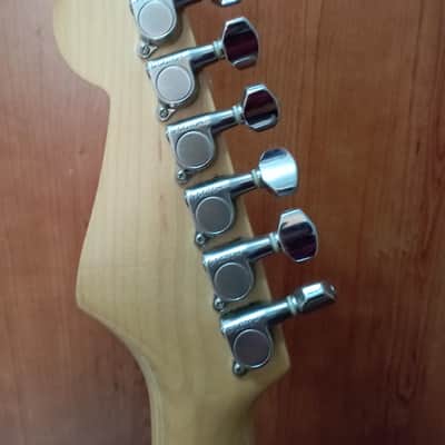 Fender Contemporary Stratocaster 1985-1988, Kahler Spyder lock tremolo- Sunburst + hard case image 5