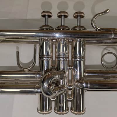 Bach TR200 Trumpet – Intermediate Bb Trumpet – Excellent Used Condition SM#5242 image 2