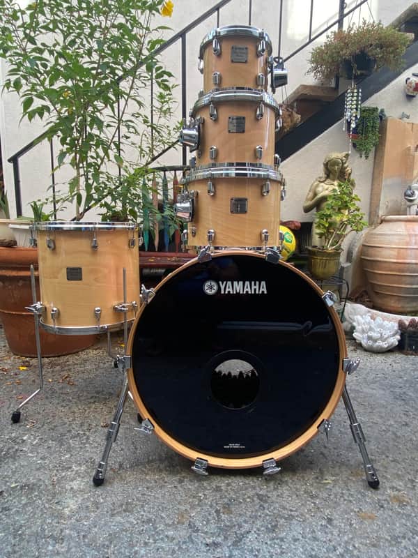 Yamaha Birch Custom Absolute Drum Set