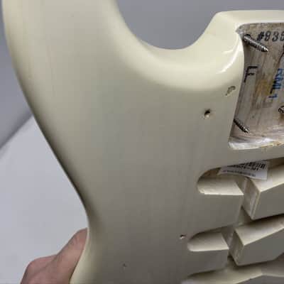 Fender American Vintage Thin Skin '56 Stratocaster Olympic White W/ plate 2012 image 9