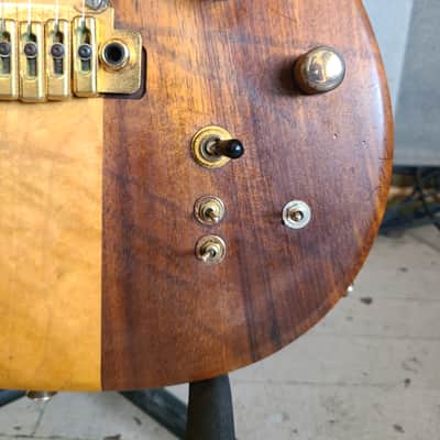Carvin DC127 - Neck Thru - Double Cut - Tung Oil image 3