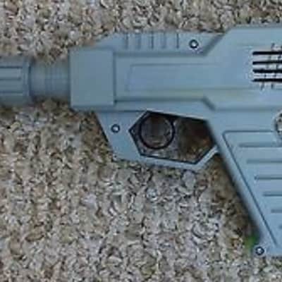 Steve Stevens and Billy Idol Rebel Yell Ray Gun 1983 Space Grey image 2