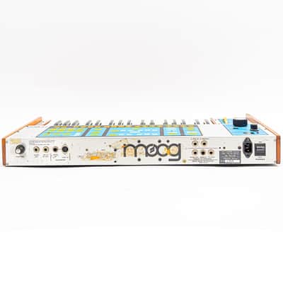 Moog Source Analog Synthesizer – Vintage 37-Key Mono Synth with Patch Memory image 9