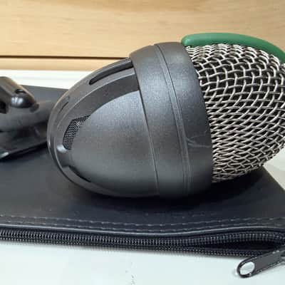 AKG D112 Large-Diaphragm Dynamic Kick Drum Microphone 2010s - Black image 5