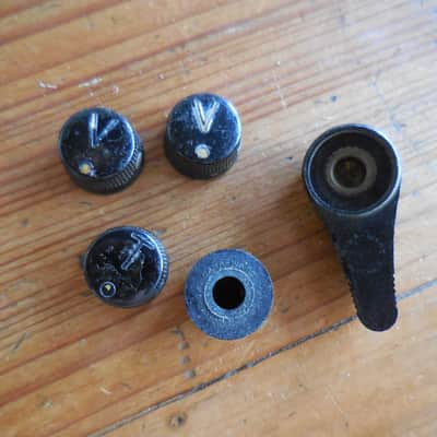 KAY Vintage 1960's Complete 5 Pc. knob set for Two Pickup Guitar image 2