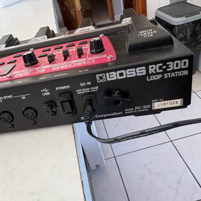 Boss RC-300 Loop Station 2011 - 2021 - Black / Red image 8