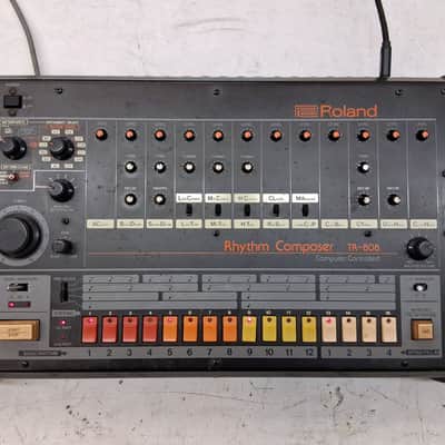 Roland TR-808 Vintage Analog Drum Machine - Legendary Classic image 2