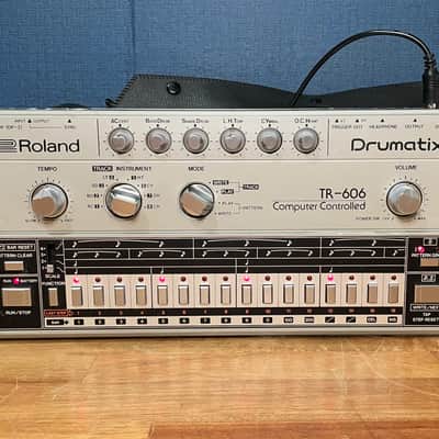 Roland TR-606 Drumatix - Silver w/ Original Case
