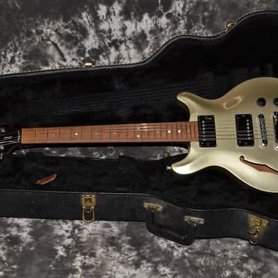 2001 Hamer - Artist - Silver image 10
