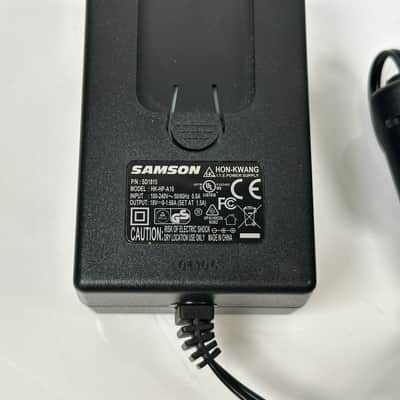 PA System Samson Expedition XP40iW Portable image 10