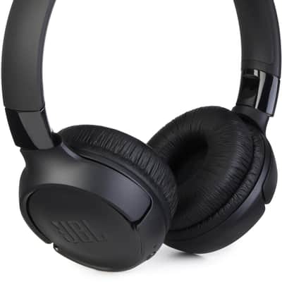 JBL Tune 520 On-ear Wireless Headphones - Black image 1