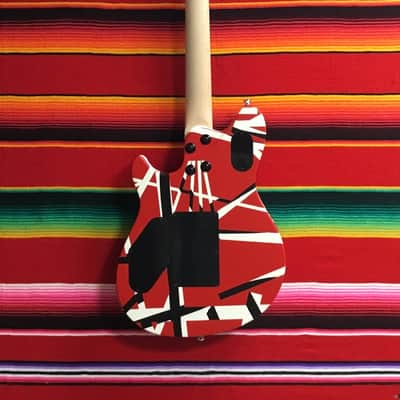 EVH Striped Series Wolfgang Special Striped 2024 - Red/Black/White image 5