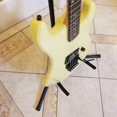 Kramer Baretta 1986 Cream image 5