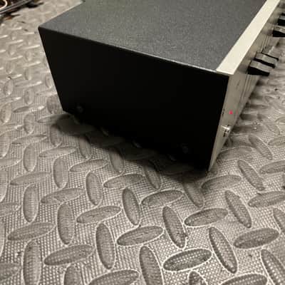 Realistic 31-1988 Stereo Frequency Equalizer Professionally serviced image 7