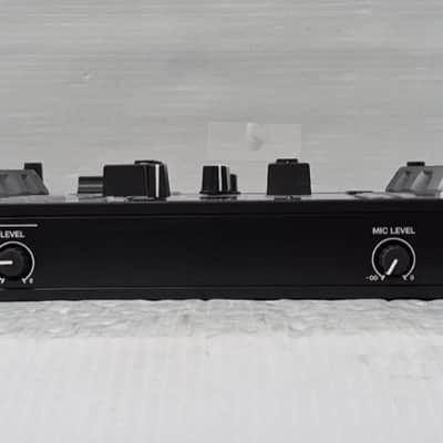 Pioneer DDJ-SR2 Portable 2-channel Controller for Serato DJ 2010s - Black image 16