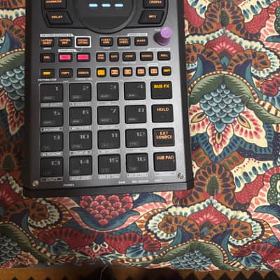 Roland SP-404MkII 2021 - Present - Gray image 4