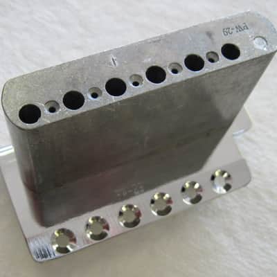 Fender Mexico Stratocaster Tremolo Assembly Narrow Spaced 0071014049 image 2